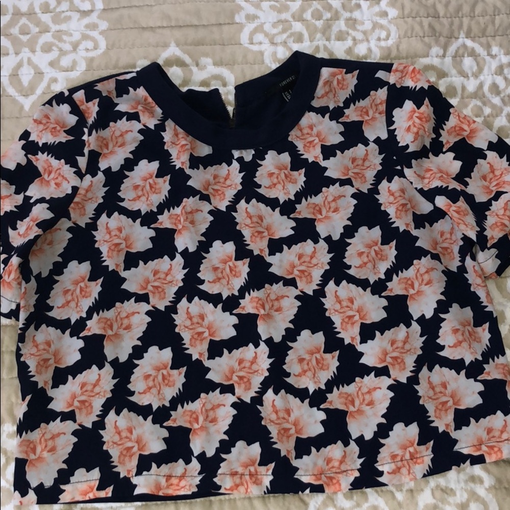 Floral top